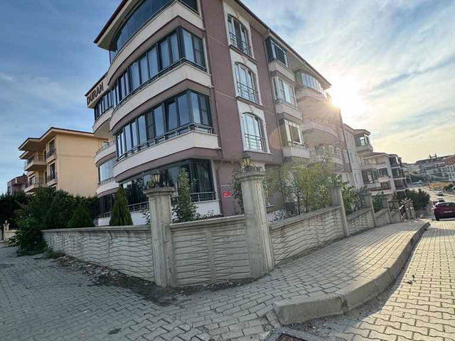 UZUNKÖPRÜ CUMHURİYET MAHALLESİ 2+1 SATILIK DAİRE