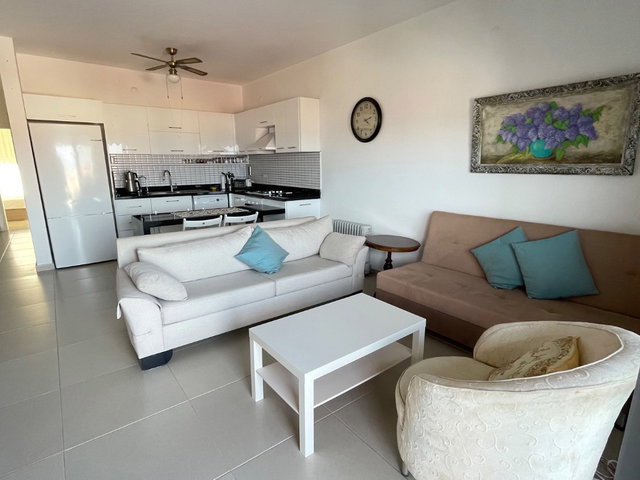 DATÇA MERKEZDE KİRALIK 2+1 FULL EŞYALI DENİZ MANZARALI DAİRE