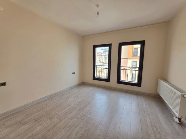 REMAX İLKE'DEN OSMANGAZİ TOKİ'DE 2+1 KİRALIK DAİRE