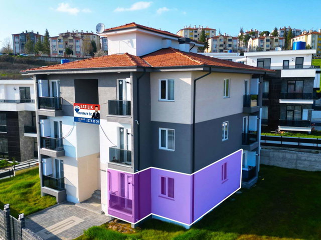 RE/MAX MUSTAFA ÖZ 2+1 65M² EŞYALI METROBÜS VALILIK ADLIYE Y. MESAFESI