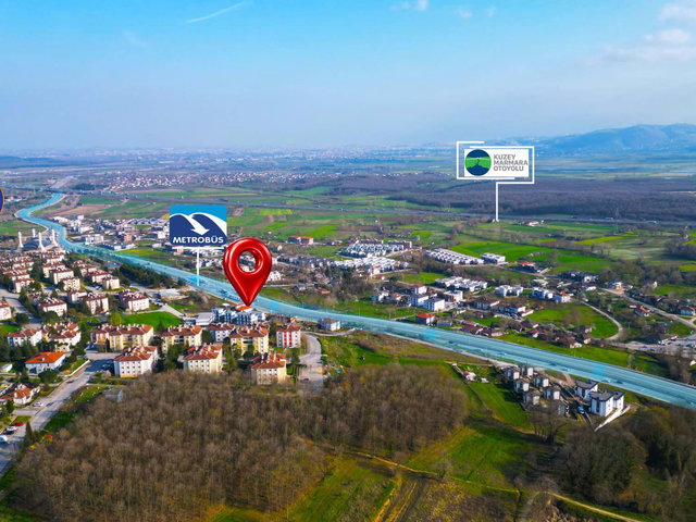RE/MAX MUSTAFA ÖZ 2+1 65M² EŞYALI METROBÜS VALILIK ADLIYE Y. MESAFESI