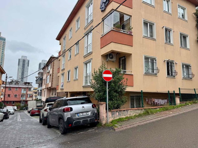 ATAŞEHIR KAYIŞDAĞI MAH. METROYA YAKIN 100M² 3+1 KIRALIK DAIRE