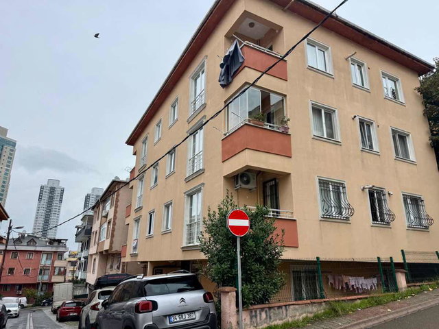 ATAŞEHIR KAYIŞDAĞI MAH. METROYA YAKIN 100M² 3+1 KIRALIK DAIRE