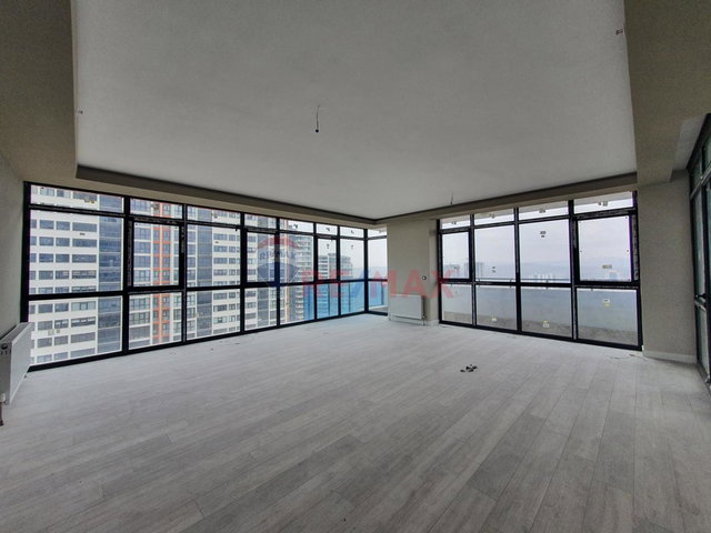 ÇANKAYA ALACAATLI'DA LİON 114 SİTESİNDE KİRALIK 4+1 DAİRE
