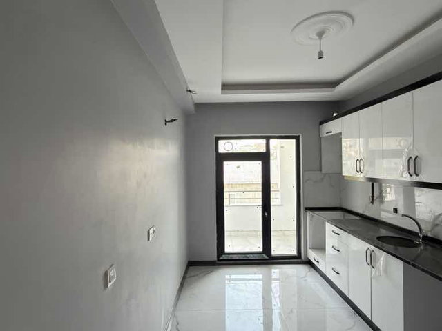 DERİNCEDE EMSALLERİNİN ALTINDA SATILIK 2+1 DAİRE!