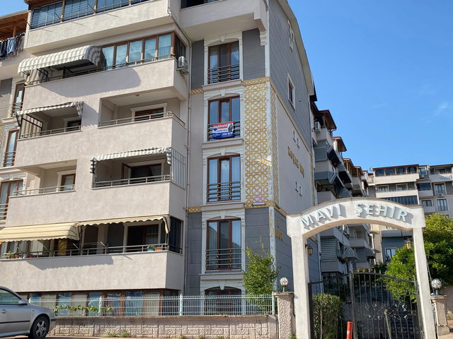 İZMİT GÜNDOĞDU BOĞAZOVA CAD. MAVİ ŞEHİR SİTESİ 2+1 ARAKAT KİRALIK DAİRE