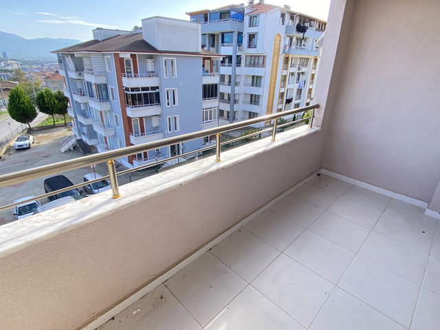 İZMİT GÜNDOĞDU BOĞAZOVA CAD. MAVİ ŞEHİR SİTESİ 2+1 ARAKAT KİRALIK DAİRE