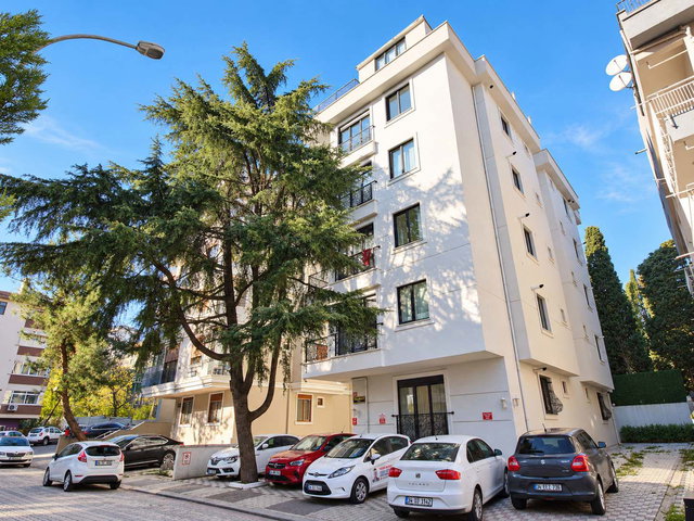 FEYZULLAHDA 3+1 TERASLI YÜKSEK TAVAN GENİŞ 160 M² KİRALİK DAİRE