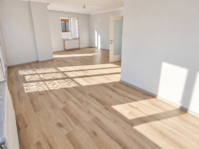 FEYZULLAHDA 3+1 TERASLI YÜKSEK TAVAN GENİŞ 160 M² KİRALİK DAİRE