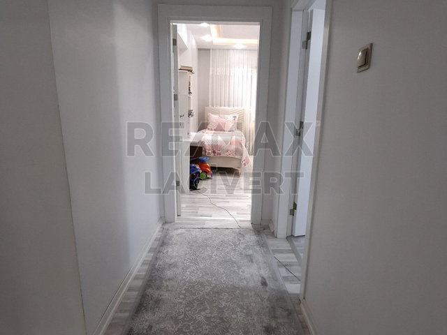 RE/MAX LACIVERT'TEN ŞÜKRÜPAŞA'DA SATILIK 3+1 DAIRE