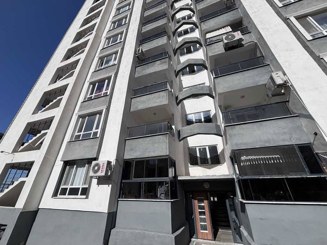 KUŞADASI UYDUKENT’TE DENİZ MANZARALI FULL TADİLATLI 2+1 DAİRE