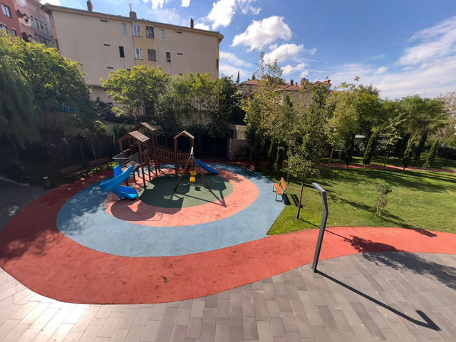 ACIBADEM KONAKLARI VİLLA TİPİ ÖZEL TERASLI SATILIK DAİRE
