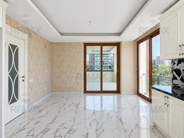 REMAX AVLU'DAN YENİŞEHİR'DE SİTE İÇİ HAVUZLU 4+1 SATILIK DAİRE