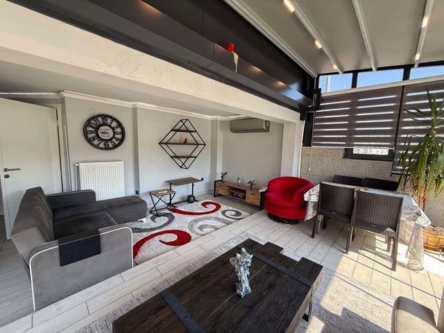 BEYOĞLU'NDA KASIMPAŞASPOR STADI MANZARALI 3+2 DUBLEKS DAİRE