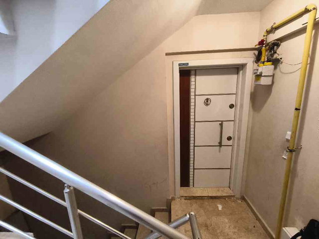 REMAX BEYAZ FIRSAT BAKIMLI FERAH 4+1 DUBLEX