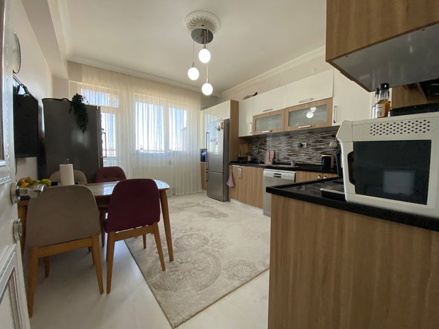 REMAX İLKE'DEN YEŞİL YAKUTİYE KONUTLARIN'DA 4+1 SATILIK DAİRE