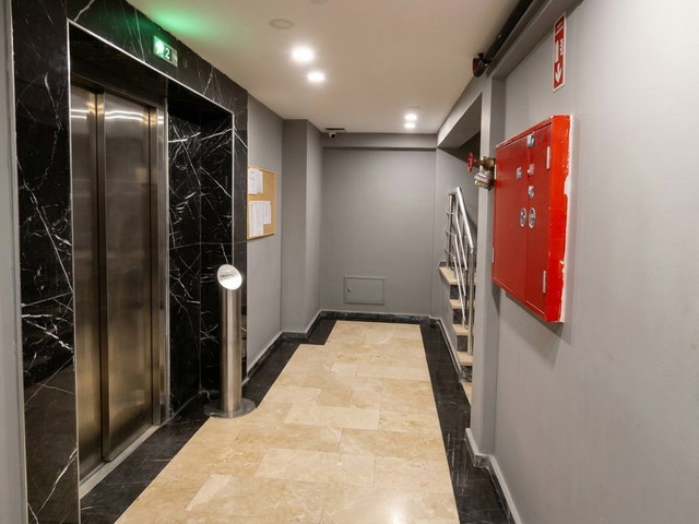 REMAX BEYAZ BEŞEVLER SİTE İÇİ 3+1 KİRALIK DAİRE