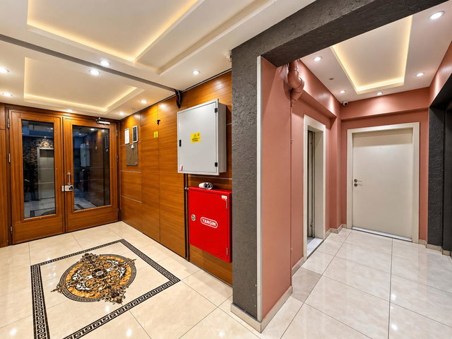 KARTAL KARLIKTEPE’DE 12. KAT DENİZ VE ADALAR MANZARALI 3+1 KİRALIK DAİRE