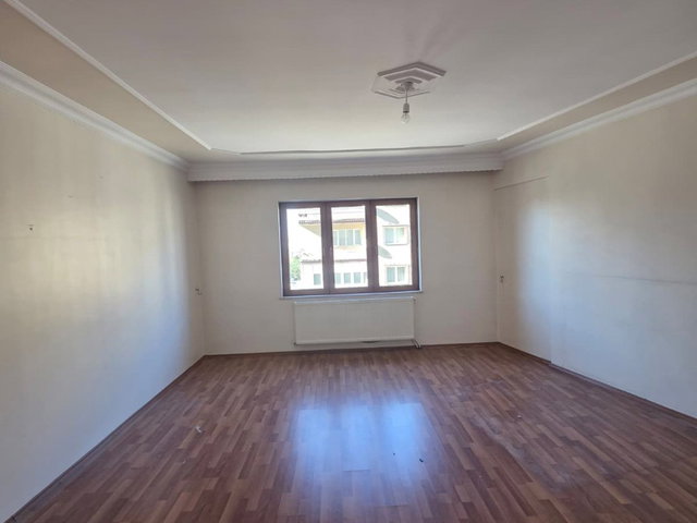 REMAX İLKE'DEN ŞEHİR MERKEZİ'NDE 3+1 KİRALIK DAİRE