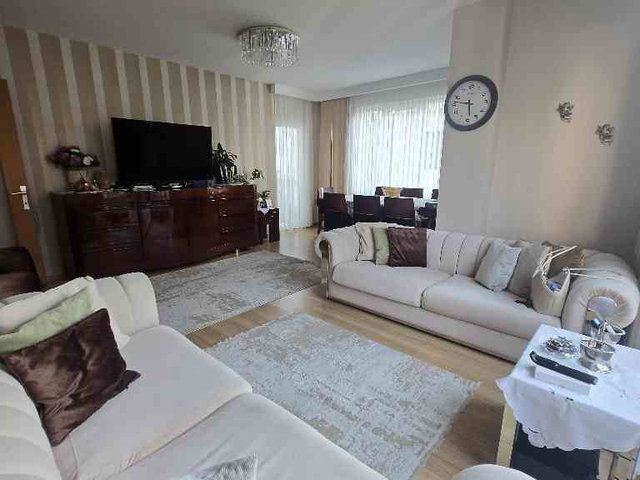 ALTAYÇEŞME'DE SATILIK FERAH 3+1 DAİRE