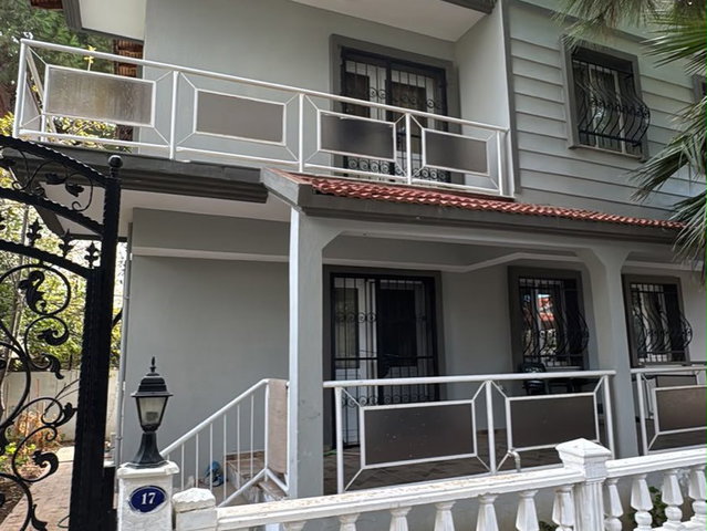 RE/MAX UP | ÖZDEREDE DENİZE 50 METRE, EŞYALI, BAHÇELİ MÜSTAKİL