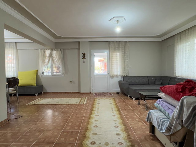 RE/MAX UP | ÖZDEREDE DENİZE 50 METRE, EŞYALI, BAHÇELİ MÜSTAKİL