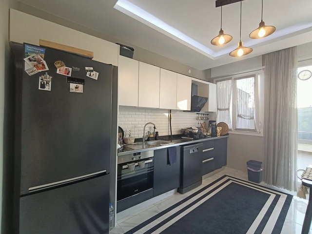 VADİ IZMİT'TE 3+1 TERASLI ARA KAT SATILIK DAİRE