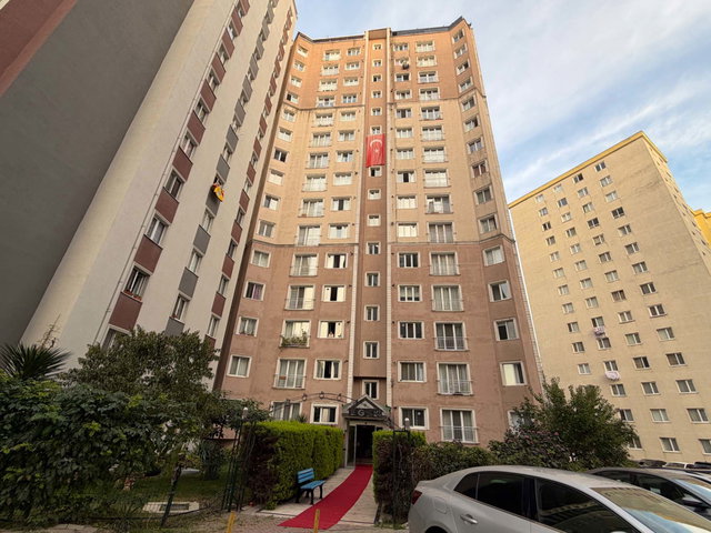 BEYLİKDÜZÜ BARIŞ MAH EGE APARTMANI 4+2 SATILIK GENİŞ DUBLEKS