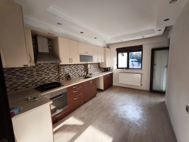 REMAX MODEL DEN YUNUSEMRE MAHALLESINDE 3+1 GENIŞ KIRALIK DAIRE