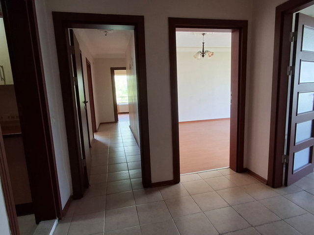 KARTEPE ARSLANBEY ATAŞEHİR TAÇ YAPRAK'TA GENİŞ 3+1 SATILIK DAİRE