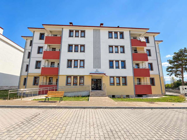 REMAX DEM'DEN DEMİRKENT MAHALLESİNDE 2+1 GENİŞ KİRALIK DAİRE