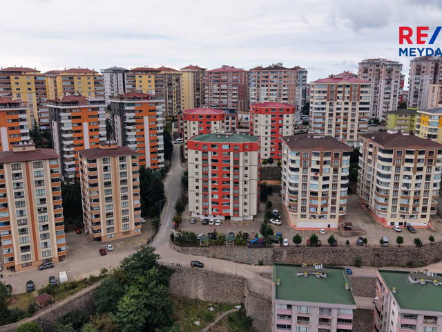 ÇUKURÇAYIR YAKUTEVLER SİTE İÇİ SATILIK 3+1 DAİRE
