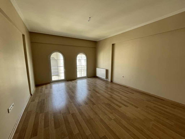 KARTEPE KONAKLARI 2 DE KİRALIK 2+1 DAİRE