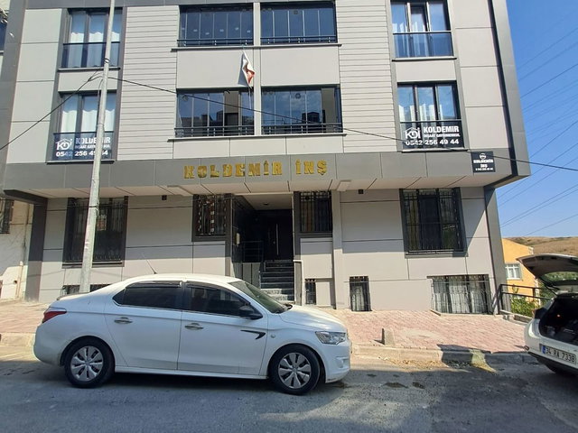 HALKALI MERKEZ MAHALLESİ'NDE SATILIK 3+1 DAİRE