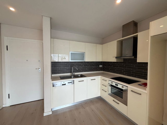 KARTAL ÇUKUROVA TOWER'DA 1+1 KIRALIK DAIRE