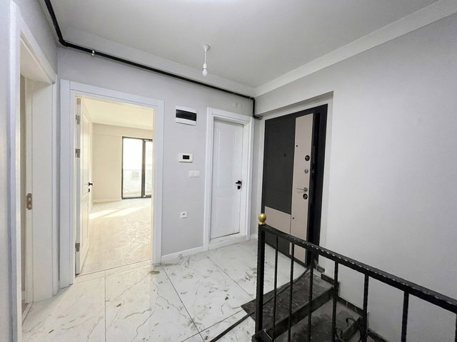 REMAXÇAKRA ÖMER ONAYCI / ŞIRINKÖY'DE BAHÇELI 3,5+1 SATILIK DAIRE