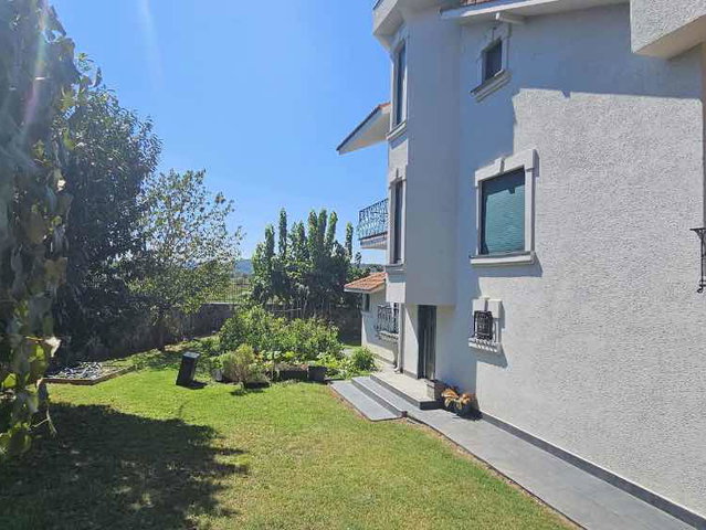 BEYKOZ RIVA’DA ÖZEL HAVUZLU, KIŞ BAHÇELI, 6+2 LÜKS VILLA