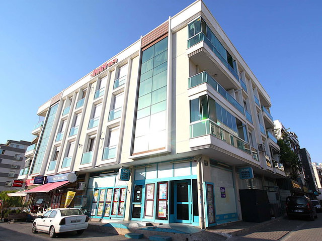 ÇIĞLI EĞT. ARŞ. HASTANESI VE İZBAN YAKININDA EŞYALI KIRALIK 2+1 DAIRE