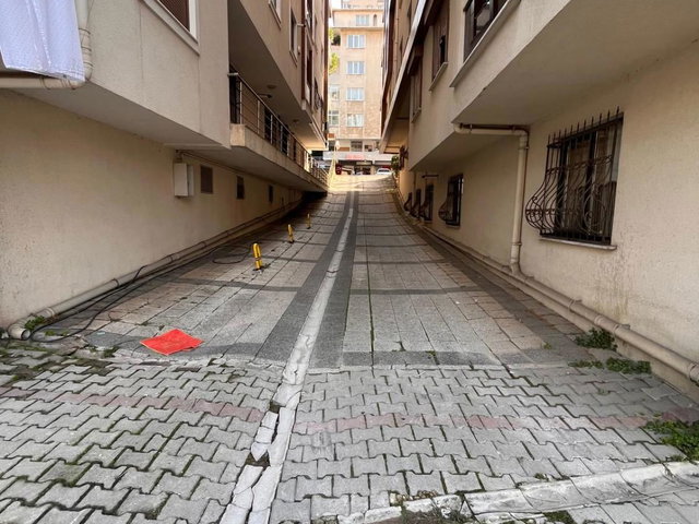 ALTINTEPEDE MERKEZİ KONUMDA SATILIK 3+1 DAİRE