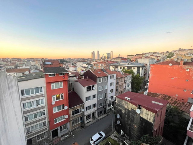 KURTULUŞ SON DURAĞI'NA PARALEL ÇIFT CEPHELI SATILIK 1+1 DAIRE