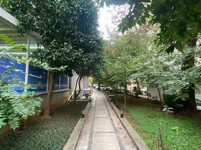 KOZYATAĞI BAYAR CADDESİ ÜZERİNDE KİRALIK (4+1)