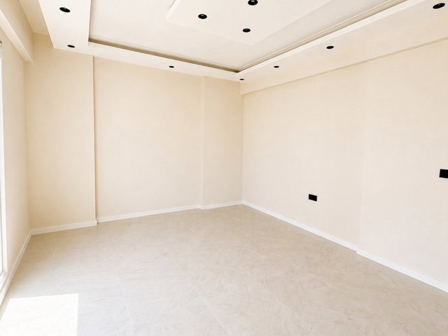 -HER KATTA -YAZLIKTA 80 M2 BAHÇE KULLANIMLI SATILIK 2+1 DAİRE