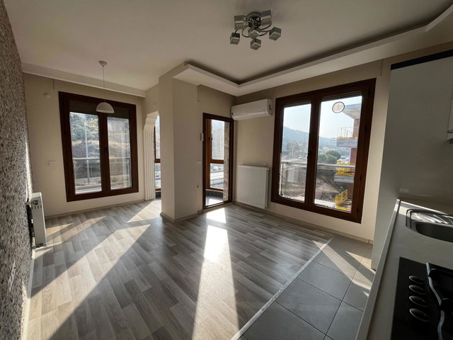 YELKİ OKULLAR BÖLGESİ CADDE ÜZERİ 2+1 KİRALIK DAİRE
