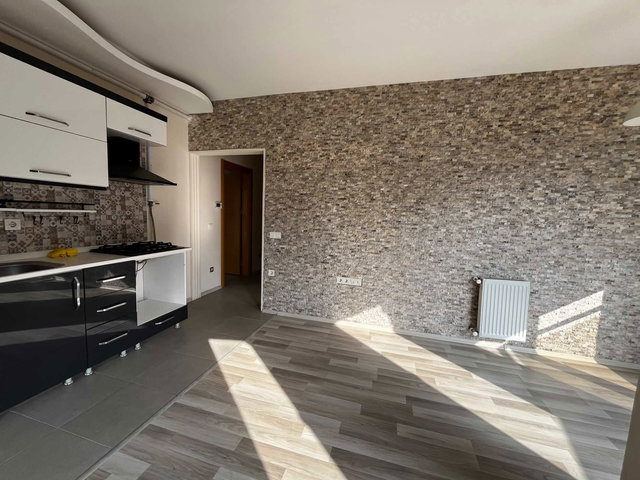 YELKİ OKULLAR BÖLGESİ CADDE ÜZERİ 2+1 KİRALIK DAİRE