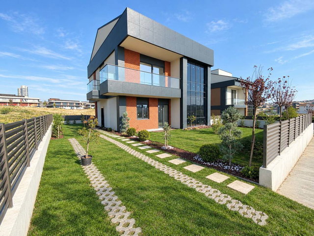 BEYTEPE'DE PRESTİJLİ KONUMDA ULTRA LÜKS SIFIR 4+1 MÜSTAKİL VİLLA