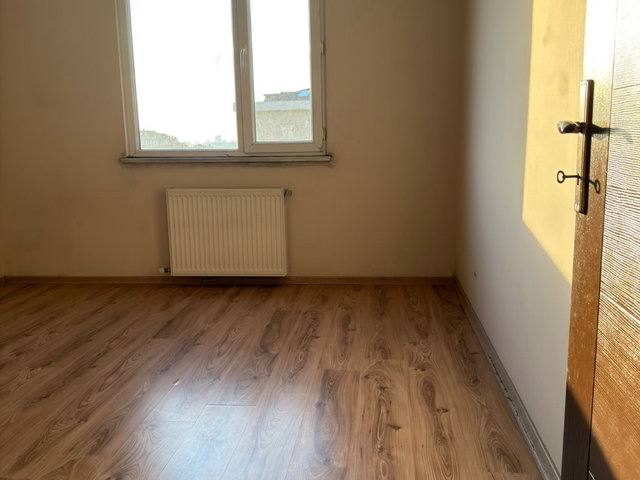 ÜNİVERSİTEYE ÇOK YAKIN KİRALIK DAİRE