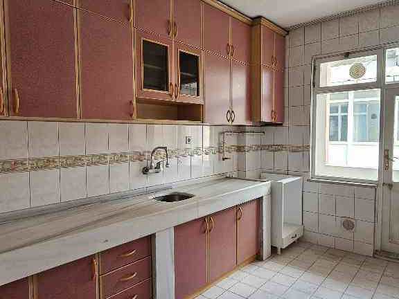 KARTEPE ISTASYON MAH KIRALIK 2+1 DAIRE