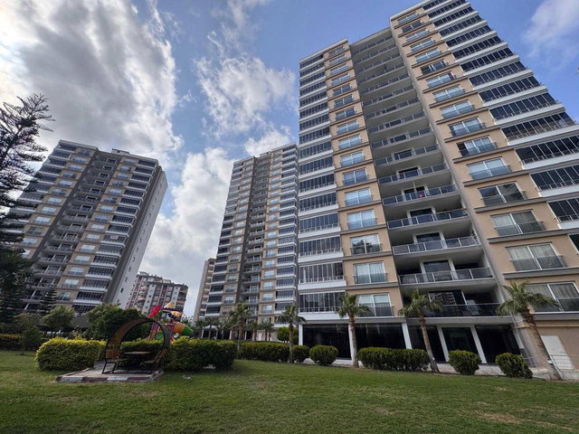 REMAX RİNA'DAN MEZİTLİ'DE FULL EŞYALI AYLIK ÖDEMELİ 4+1 DAİRE
