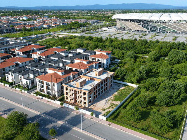 YENI STADYUM KARŞISINDA SATILIK 3+1 DAIRELER