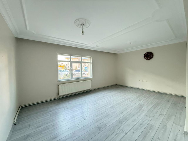REMAX İLKE'DEN YILDIZKENT'TE 3+1 KİRALIK DAİRE